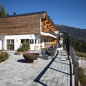 Gasthof Giallo Dolomiti Wellness, Pieve di Cadore
